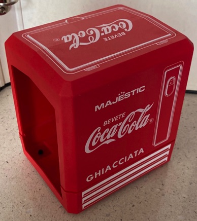 7362-1 € 6,00 coca cola serverhouder laag plastic.jpeg
